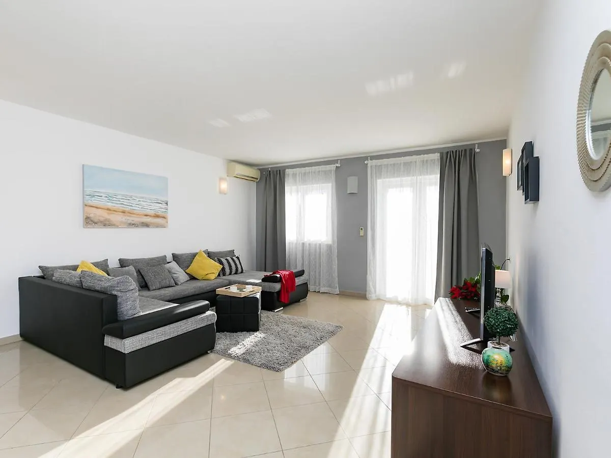 Apartment Holiday Appartment Tessa Porec