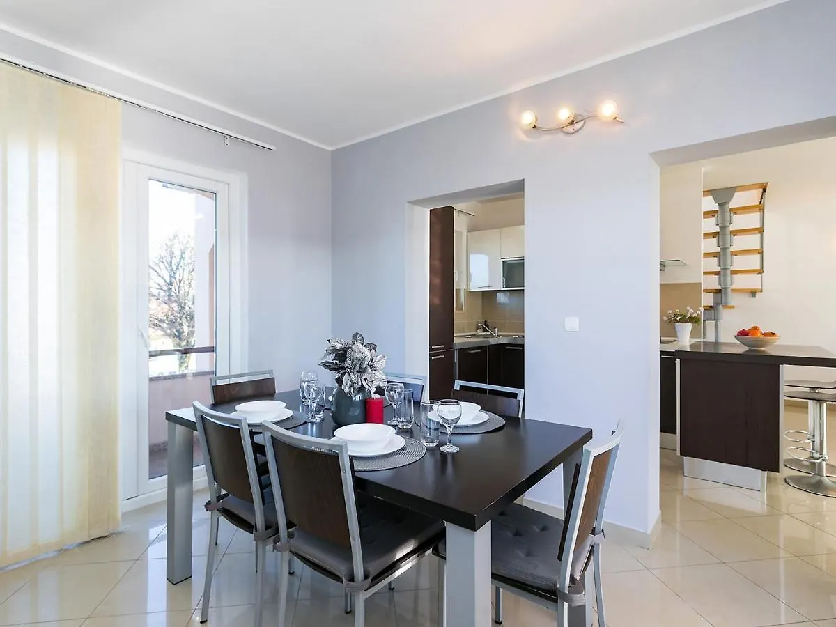 Apartment Holiday Appartment Tessa Porec Croatia